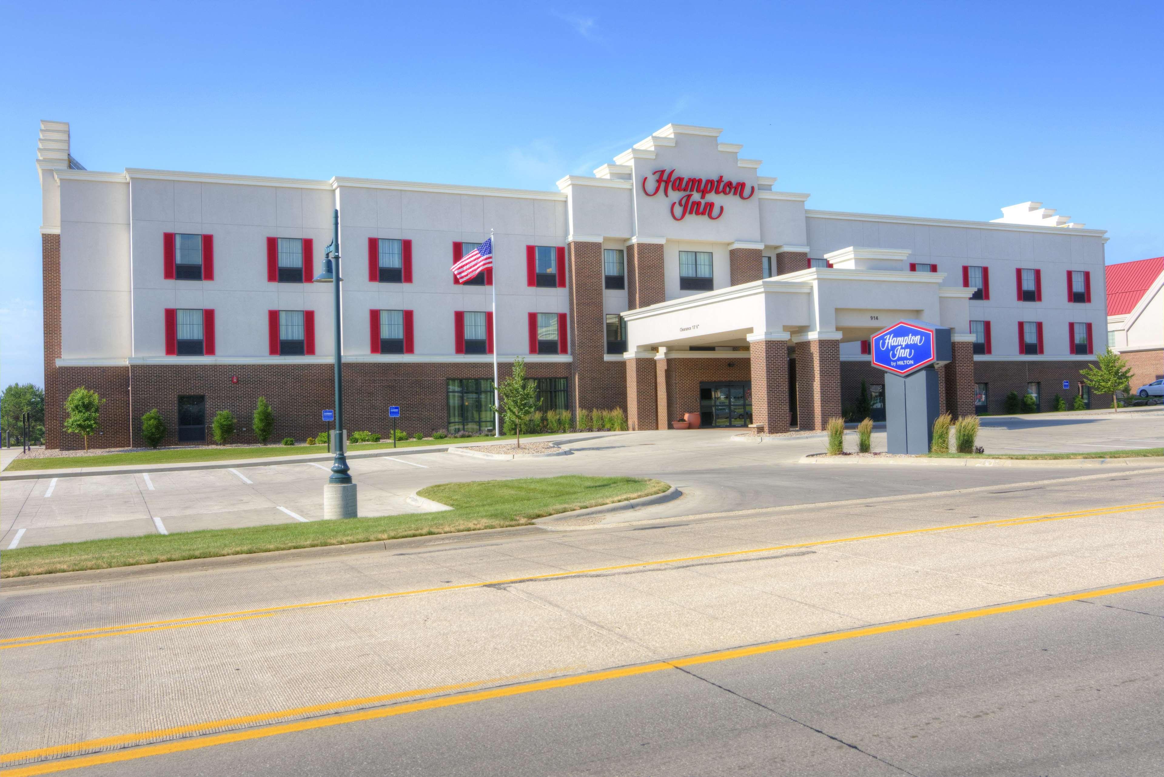 Hampton Inn Orange City Exterior photo